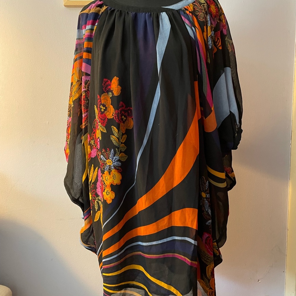 Tsumori Chisato stunning silk dress in excellent condition.